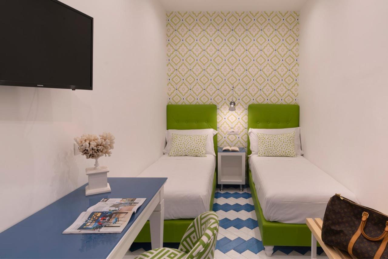 Luxury&Romantic Apartment With Balcony In Соренто Екстериор снимка